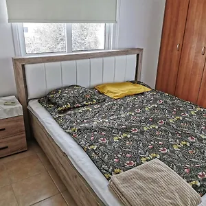 Apartment Flemigks 1 Bedroom, Larnaca