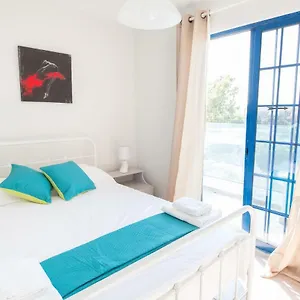 Must - Evripidou Flats Λάρνακα