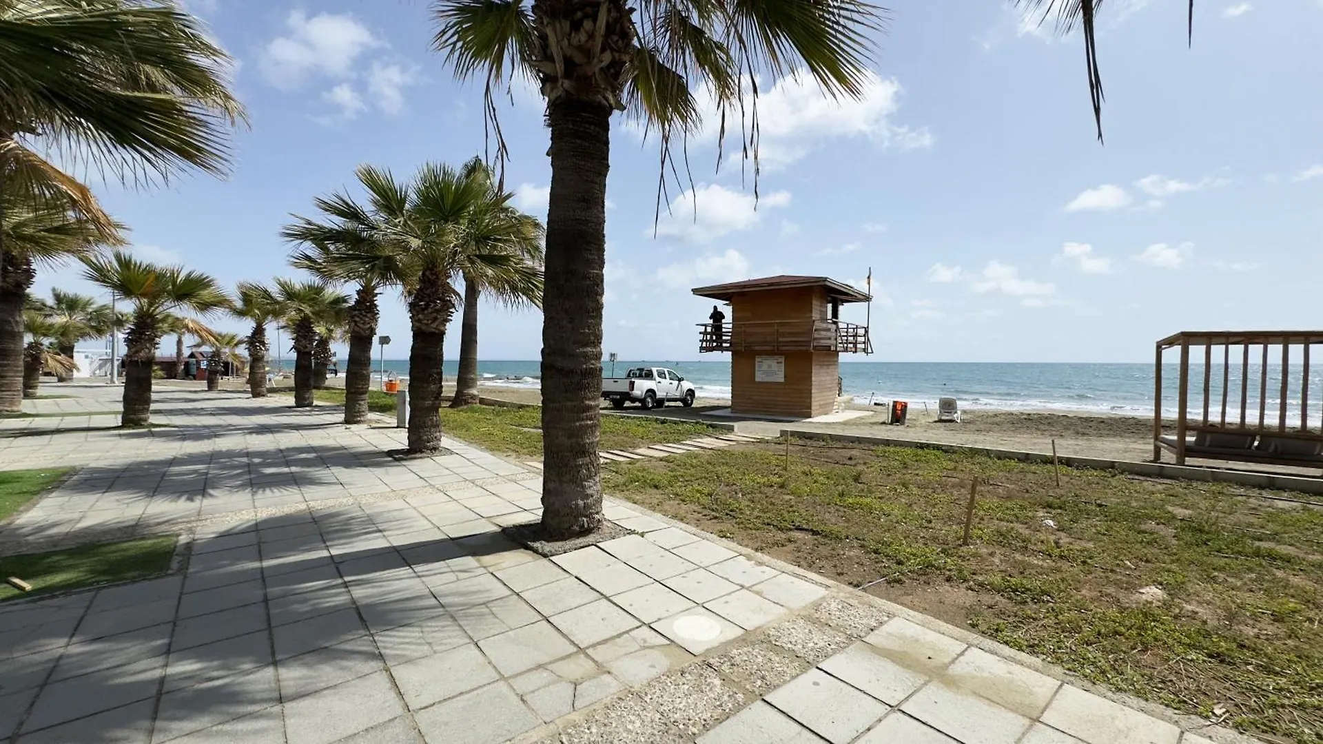 Hills 2Bdr Seaside Makenzy Larnaka Apartment